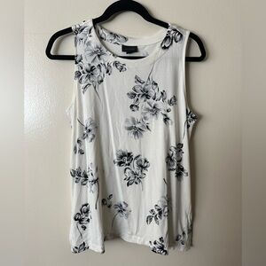 J. Jill Wearever Cream Black Floral Sleeveless Tank Top Blouse Size Medium